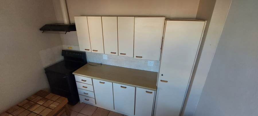 4 Bedroom Property for Sale in Wavecrest Eastern Cape